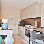 Aparthotel Suytes 4*