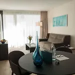 Suytes