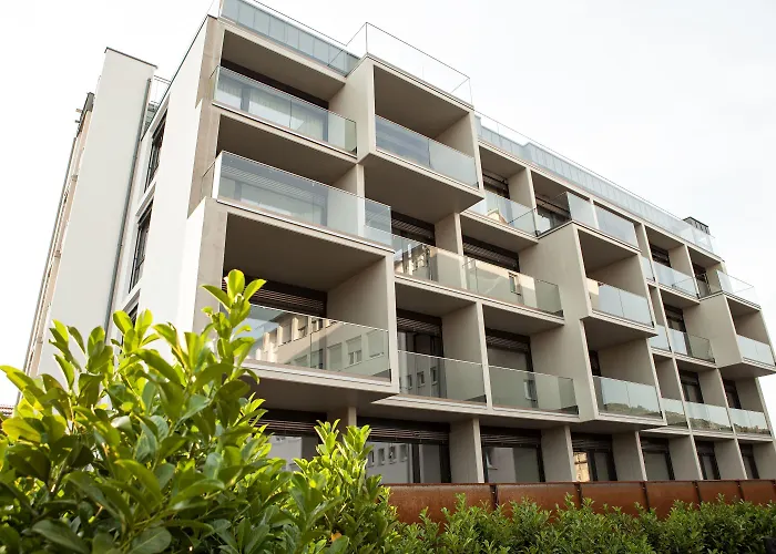 Suytes アパートホテル